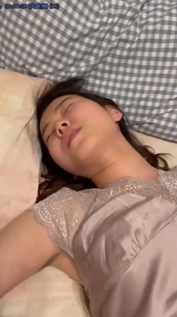 老婆被我玩嗨了