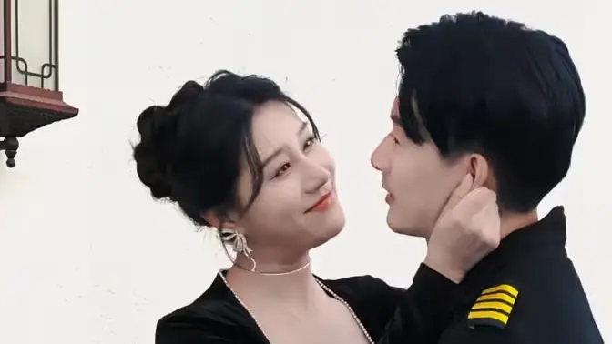 美女总裁倒追我